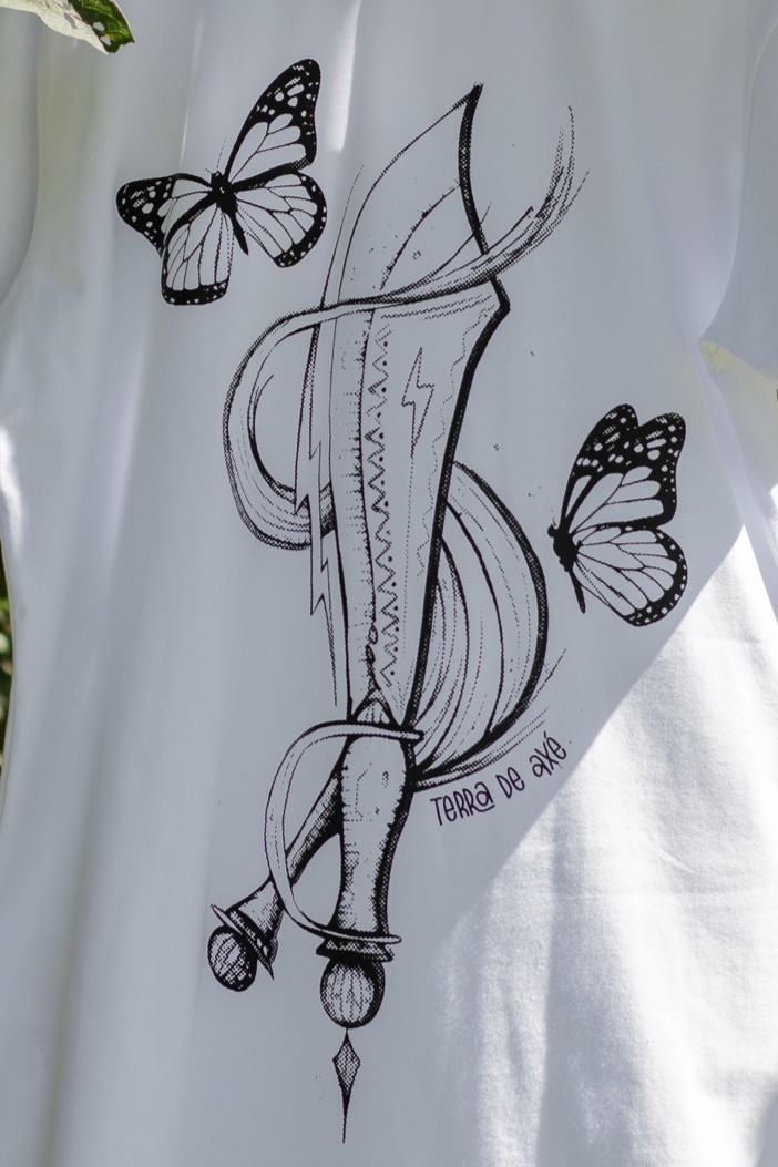 Camiseta Oversized Iansã - Coleção Primeiro Toque