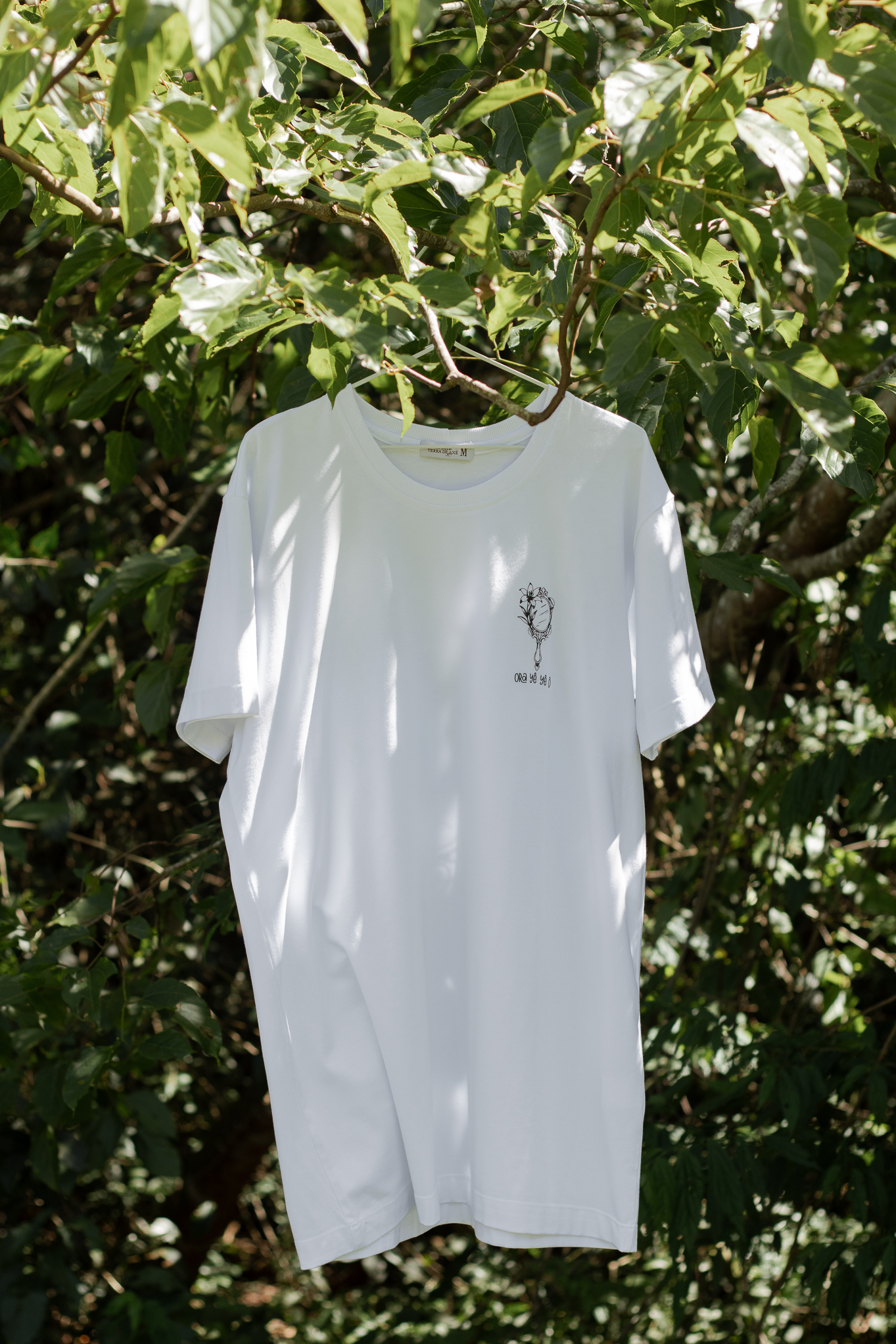 Camiseta Unissex Oxum - Coleção Primeiro Toque - Costas