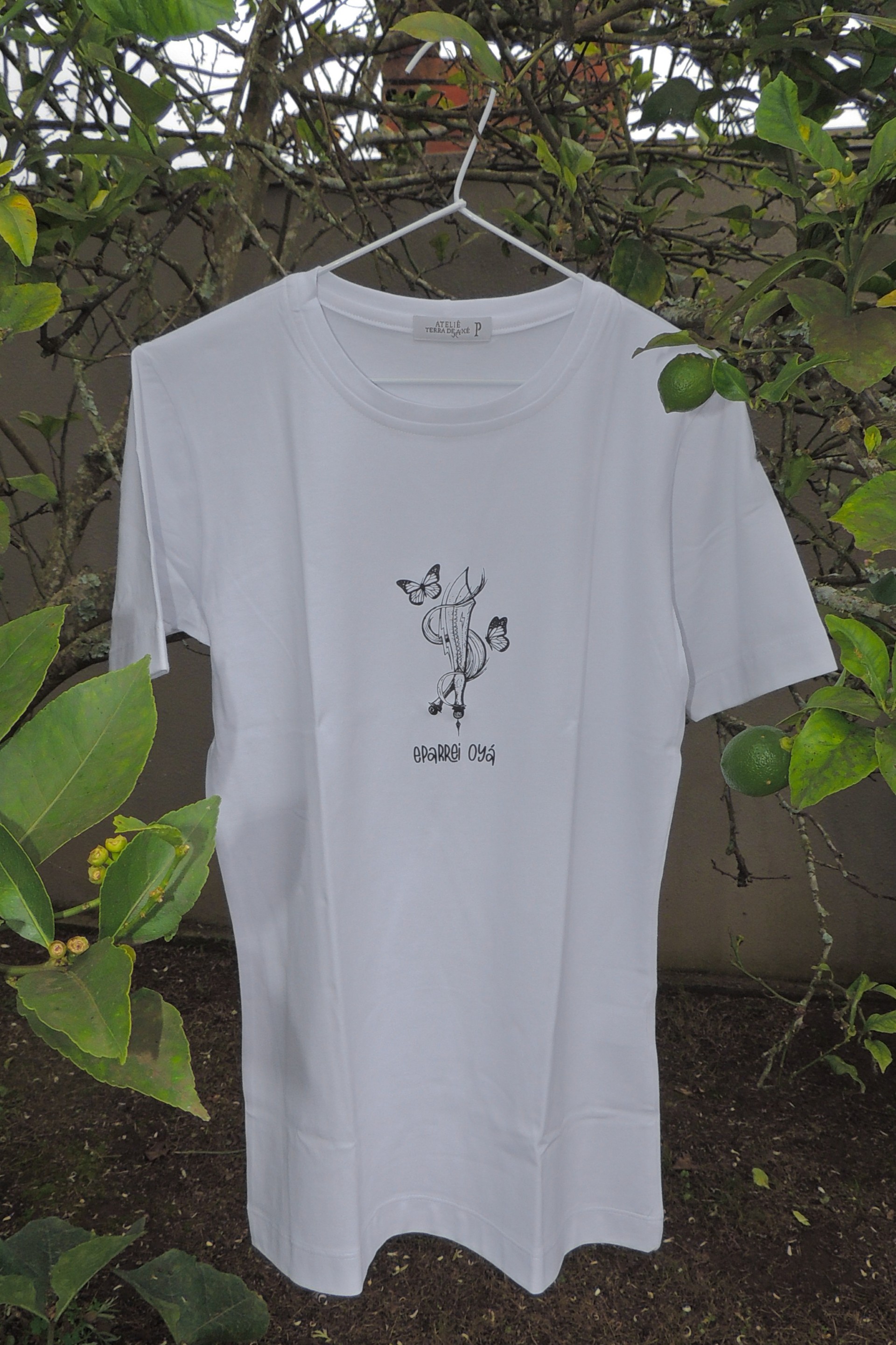 Camiseta Baby Look Iansã - Coleção Primeiro Toque - Costas