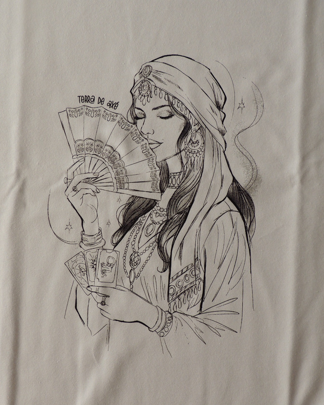 Camiseta Oversized Cigana - Coleção Ponto Firmado