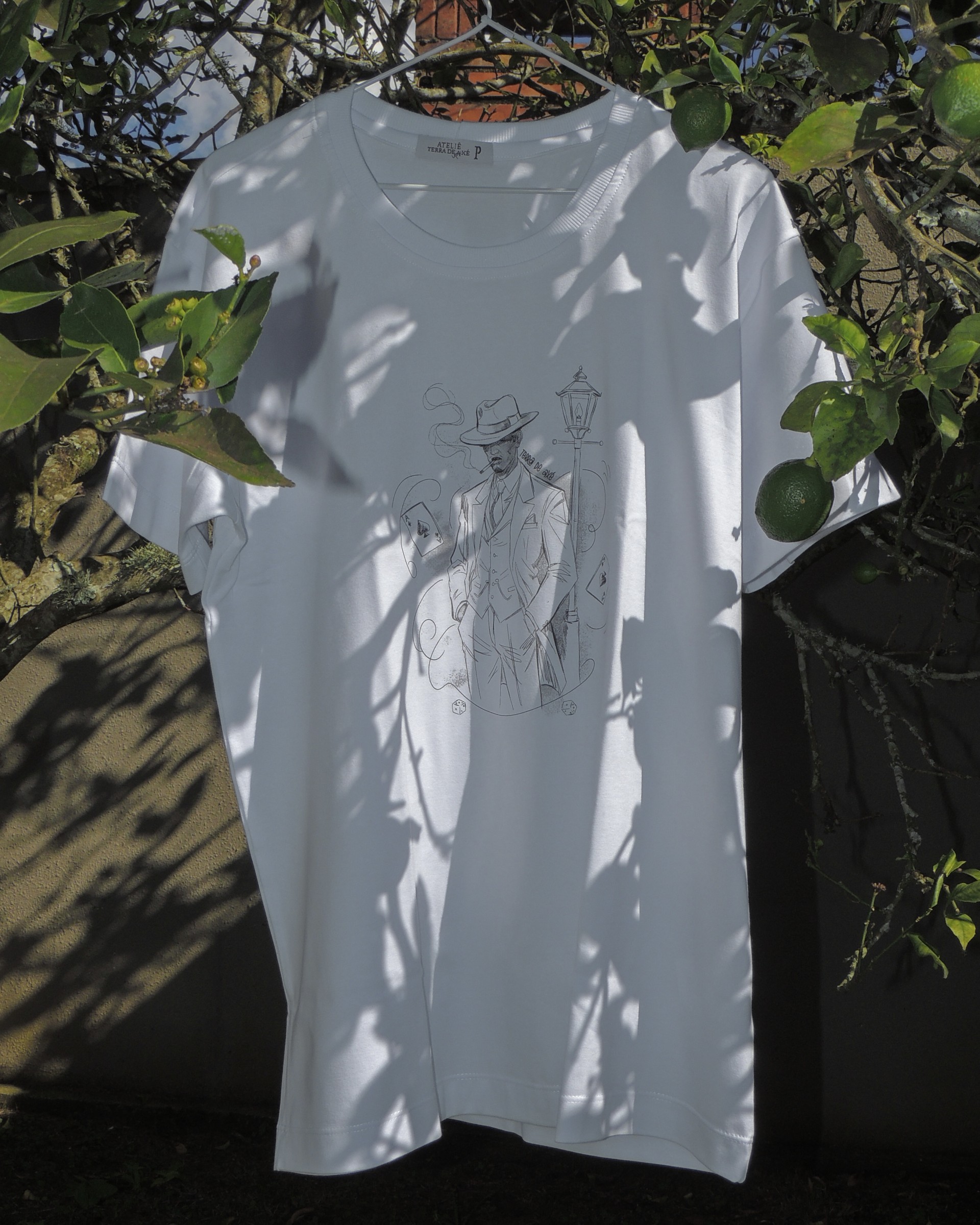 Camiseta Unissex Malandro - Coleção Ponto Firmado - Costas